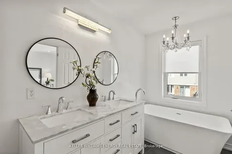 33 Tabaret Crescent Oshawa ON L1L 0G5