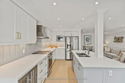 33 Tabaret Crescent Oshawa ON L1L 0G5