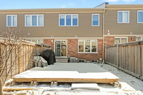 33 Tabaret Crescent Oshawa ON L1L 0G5