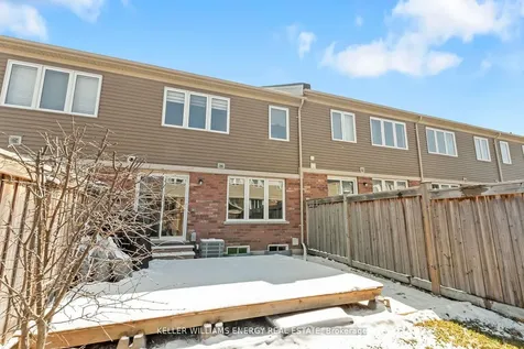 33 Tabaret Crescent Oshawa ON L1L 0G5
