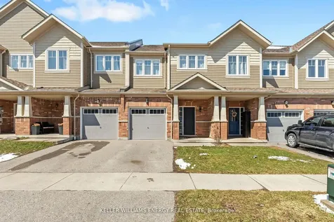 33 Tabaret Crescent Oshawa ON L1L 0G5