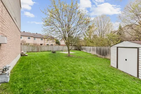 61 Fry Crescent Clarington ON L1C 4Y3
