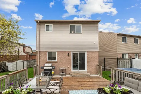 61 Fry Crescent Clarington ON L1C 4Y3