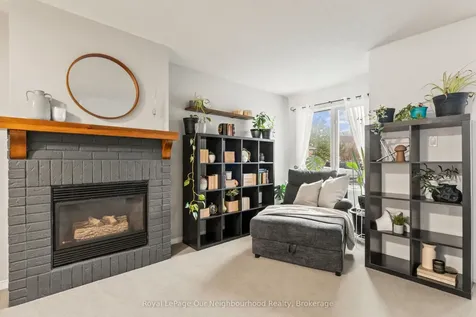 61 Fry Crescent Clarington ON L1C 4Y3