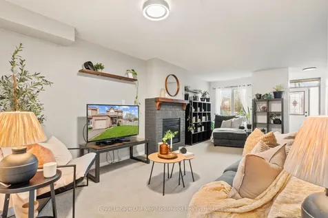 61 Fry Crescent Clarington ON L1C 4Y3