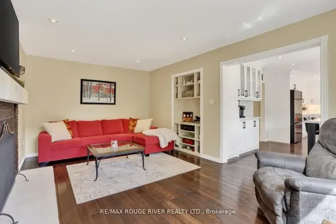 84 Silverbirch Place Whitby ON L1R 1X5