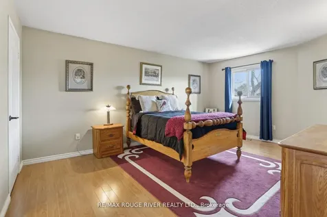 84 Silverbirch Place Whitby ON L1R 1X5