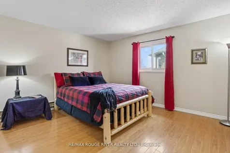 84 Silverbirch Place Whitby ON L1R 1X5