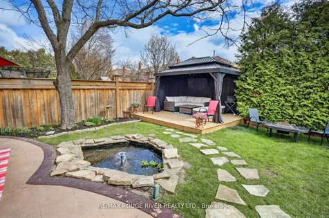 84 Silverbirch Place Whitby ON L1R 1X5