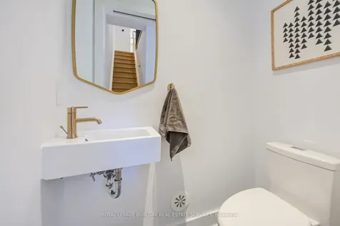 103 Harcourt Avenue Toronto ON M4J 1J3