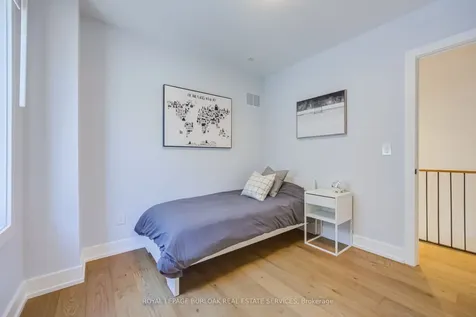 103 Harcourt Avenue Toronto ON M4J 1J3