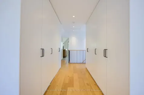 103 Harcourt Avenue Toronto ON M4J 1J3