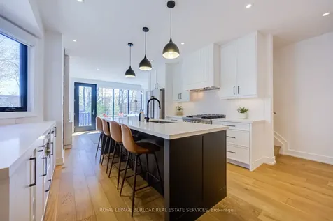 103 Harcourt Avenue Toronto ON M4J 1J3