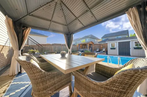 6 Goodwin Avenue Clarington ON L1C 4Z4