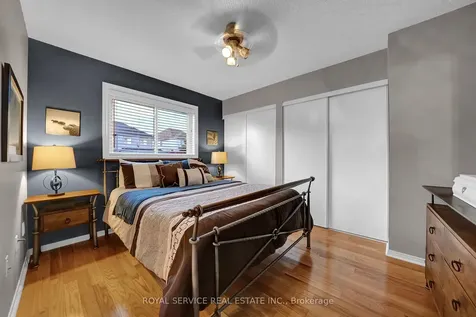 6 Goodwin Avenue Clarington ON L1C 4Z4