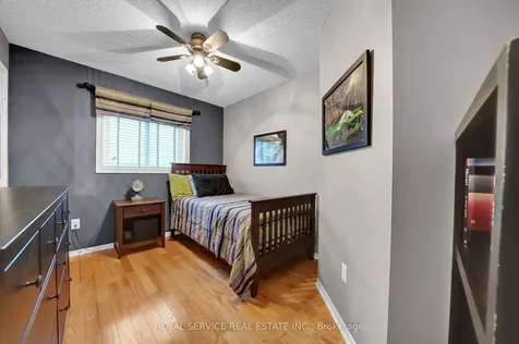 6 Goodwin Avenue Clarington ON L1C 4Z4
