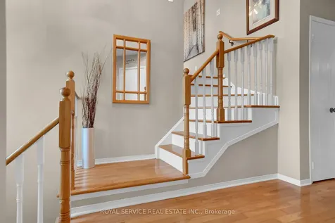 6 Goodwin Avenue Clarington ON L1C 4Z4