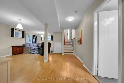 6 Goodwin Avenue Clarington ON L1C 4Z4