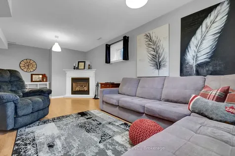 6 Goodwin Avenue Clarington ON L1C 4Z4