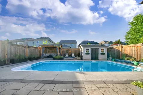 6 Goodwin Avenue Clarington ON L1C 4Z4