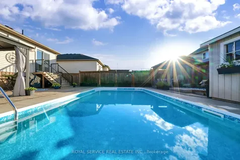 6 Goodwin Avenue Clarington ON L1C 4Z4