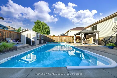 6 Goodwin Avenue Clarington ON L1C 4Z4