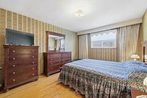 73A North Bonnington Avenue Toronto ON M1K 1X5