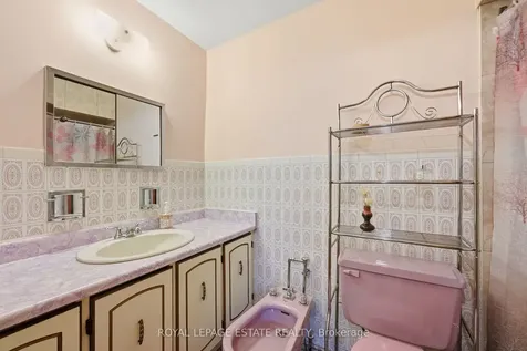 73A North Bonnington Avenue Toronto ON M1K 1X5