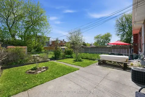 73A North Bonnington Avenue Toronto ON M1K 1X5