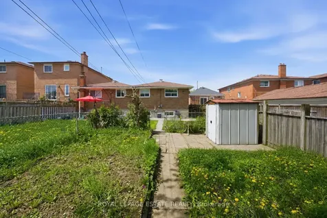 73A North Bonnington Avenue Toronto ON M1K 1X5