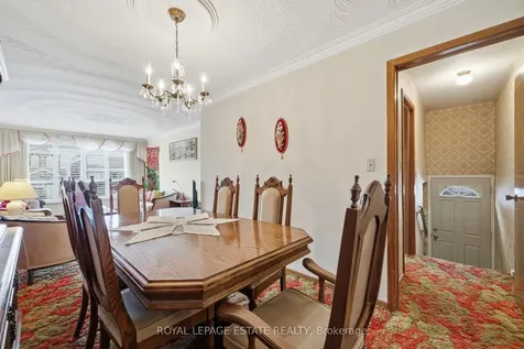 73A North Bonnington Avenue Toronto ON M1K 1X5