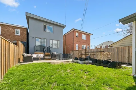 814 Coxwell Avenue Toronto ON M4C 3E6
