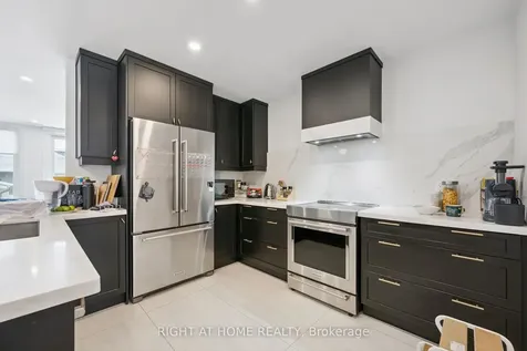 814 Coxwell Avenue Toronto ON M4C 3E6
