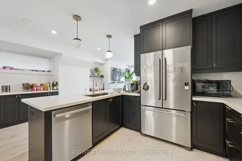 814 Coxwell Avenue Toronto ON M4C 3E6