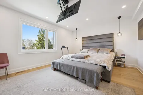 814 Coxwell Avenue Toronto ON M4C 3E6