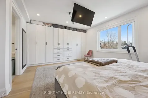 814 Coxwell Avenue Toronto ON M4C 3E6