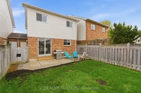 1651 Woodgate Trail Oshawa ON L1G 8B5