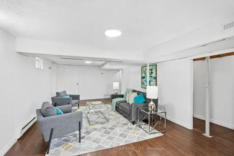 428 Dean Avenue Oshawa ON L1H 3E2