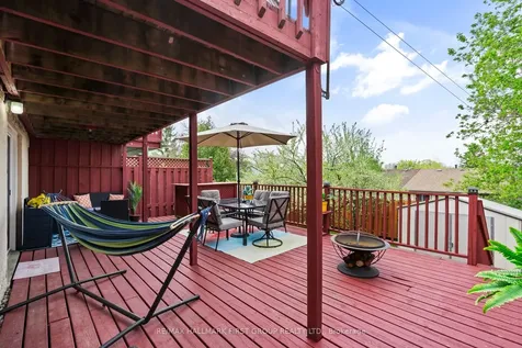 428 Dean Avenue Oshawa ON L1H 3E2