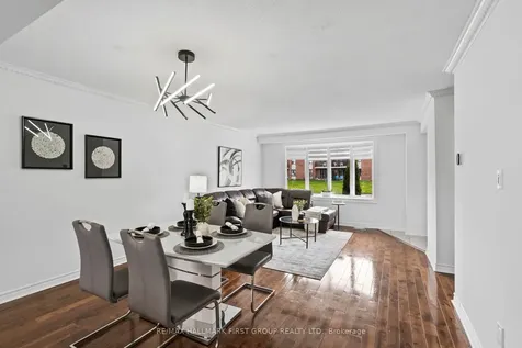 428 Dean Avenue Oshawa ON L1H 3E2