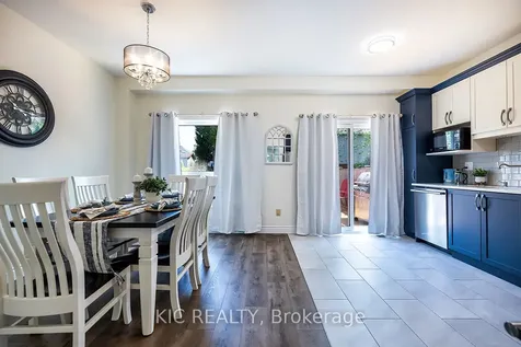 141 Waller Street Whitby ON L1R 2K7