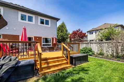 141 Waller Street Whitby ON L1R 2K7