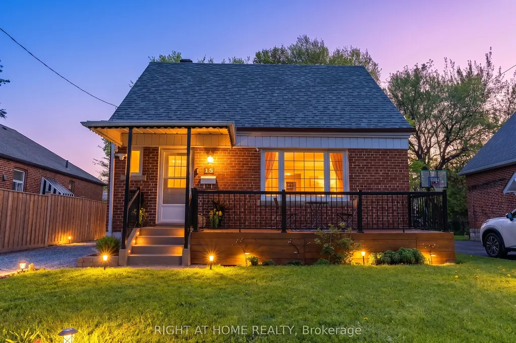 15 Alvinston Road Toronto ON M1L 2J8