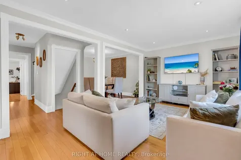 15 Alvinston Road Toronto ON M1L 2J8