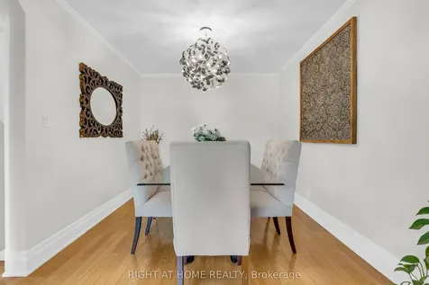 15 Alvinston Road Toronto ON M1L 2J8