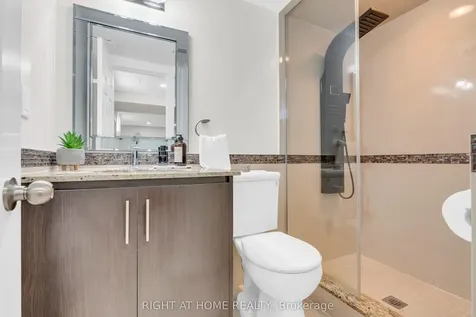15 Alvinston Road Toronto ON M1L 2J8