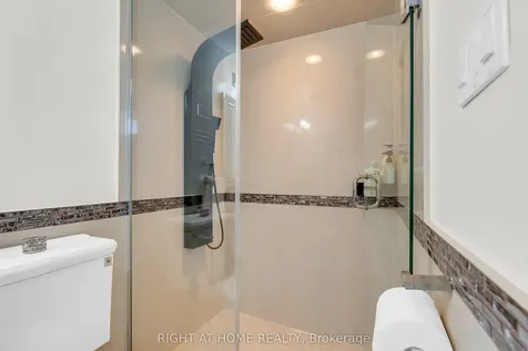 15 Alvinston Road Toronto ON M1L 2J8
