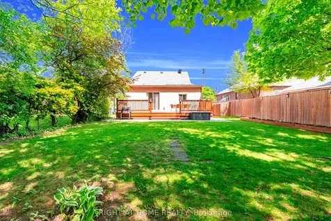 15 Alvinston Road Toronto ON M1L 2J8