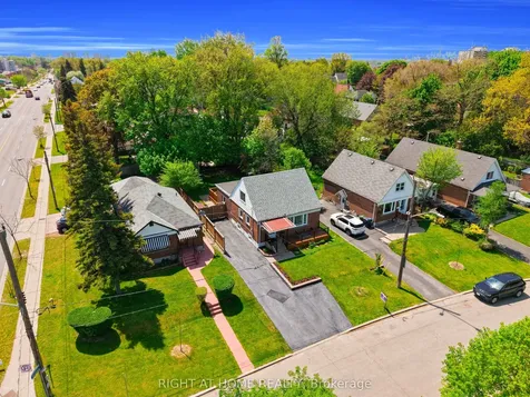15 Alvinston Road Toronto ON M1L 2J8