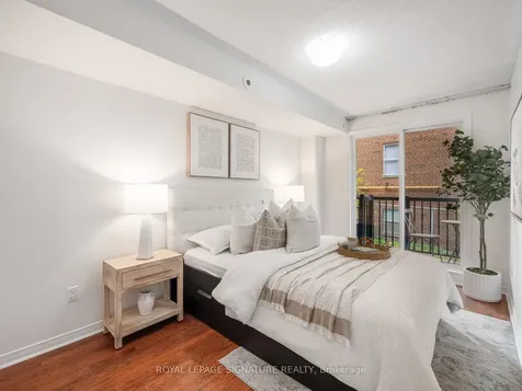 45 Strangford Lane Toronto ON M1L 0E5